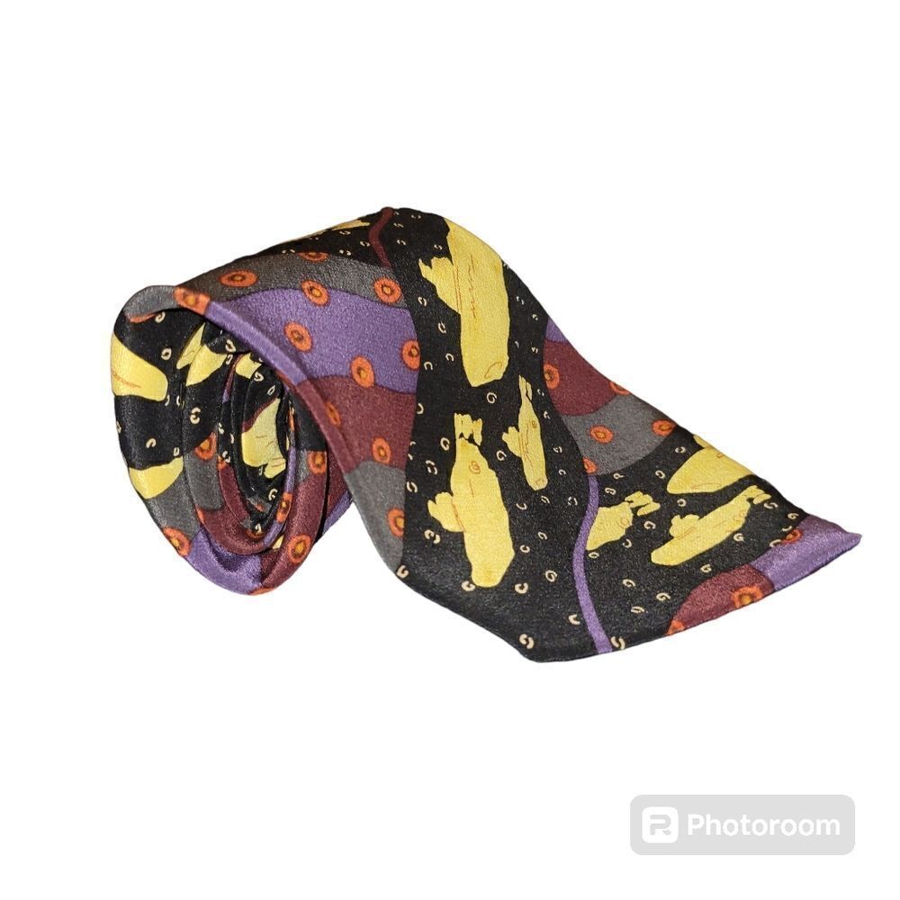 YELLOW SUBMARINE BY THE BEATLES 1966 TIE. ^
